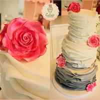 Rustic Ruffle Wedding Cake 