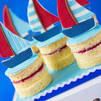 Sailboat mini "naked" cakes