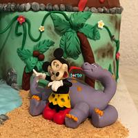Prehistoric Minnie and friends cake!
