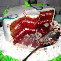 cupcake and red velvet cake