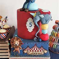 Circus themed birthday cake 