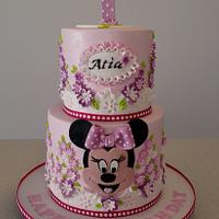 A Minnie mouse cake 