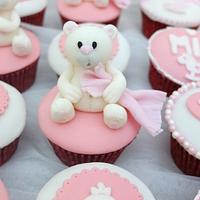 Cupcakes with teddy