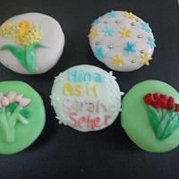 Birthday cupcakes with Makeup accessories