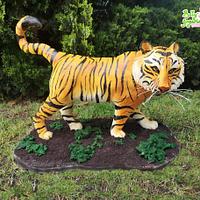 3D Tiger sculpted cake