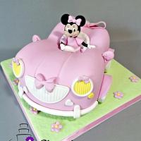 3d Minnie Mouse car cake