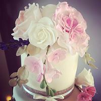 Garden Rose and Lavender Wedding Cake