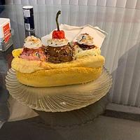 Banana split sundae cake