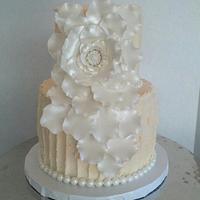 Open Rose Wedding Cake