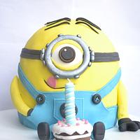 Minion Cake