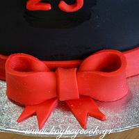 BLACK SUGARPASTE CAKE WITH RED ROSES