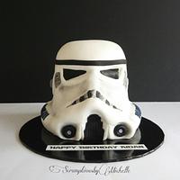 Storm Trooper helmet cake