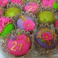 21st Cupcakes 