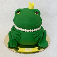 Queen Frog Cake