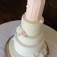 Vintage Lace Birdcage Wedding Cake