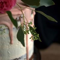 Naked Roses cake - Mericakes Cake designer