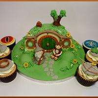 Lord of the Rings Cake - Bag End and Cupcakes
