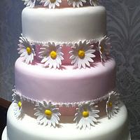 Daisy Chain Wedding Cake