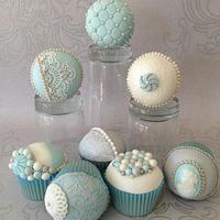 Vintage Pearl cupcakes