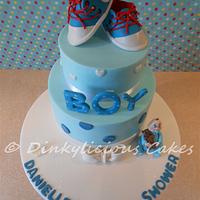 Baby shower/ Baby Converses