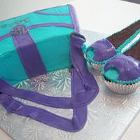 purse w/matching cupcake shoes!