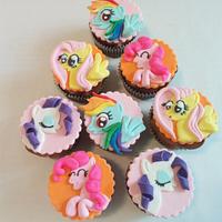 My little pony cupcakes