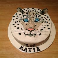 Snow Leopard - Cake by Evelynscakeboutique - CakesDecor