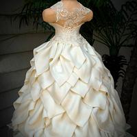 White Wedding Dress Cake ~ Brides dress cake