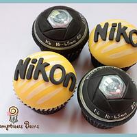 Photography Fan Cupcakes