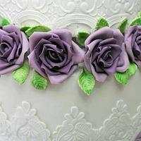 Lilac rose wedding cake