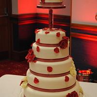 Red Rose Wedding Cake