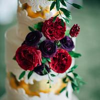 Sugar Flower and Sugar Lace Wedding Cake