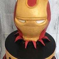 Avengers Iron man cake.