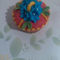 flowers cupcakes