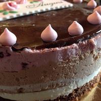 Cheesecake with cherry and chocolate