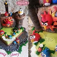 Angry bird cake