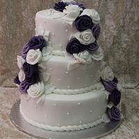 Wedding cake wih roses