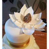 White Magnolia Wedding cake