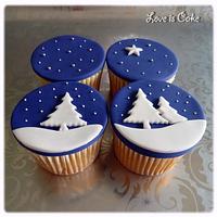 Christmas blue cupcakes