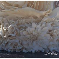 Botanical Ruffles Romantic wedding cake