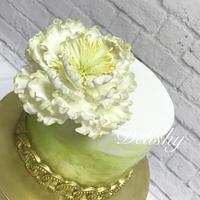 Watercolors hand painted cake with peony flower 