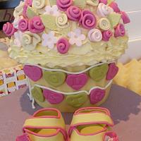 Roses Giant Cupcake