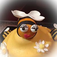 Bumblebee-Cake 