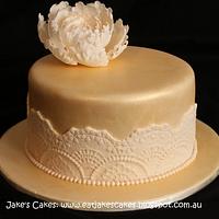 Peony Wedding cake and Cupcakes