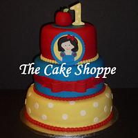 Snow White cake