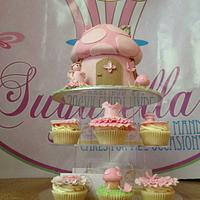 Fairy Cottage with matching cupcakes!