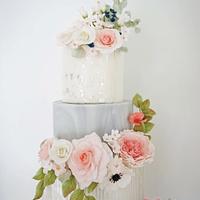 Marble Shimmer Wedding Cake