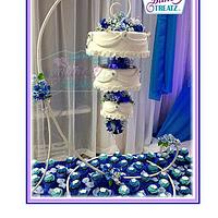 hanging wedding cake