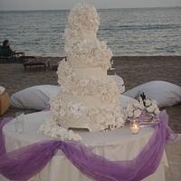 TRUE SWEET ROMANCE.... Wedding Cake on The Greek Coast !