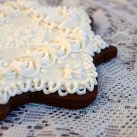 Overpiped Lace Cookie